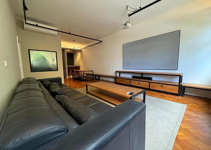 Modern Apartment In Ipanema
